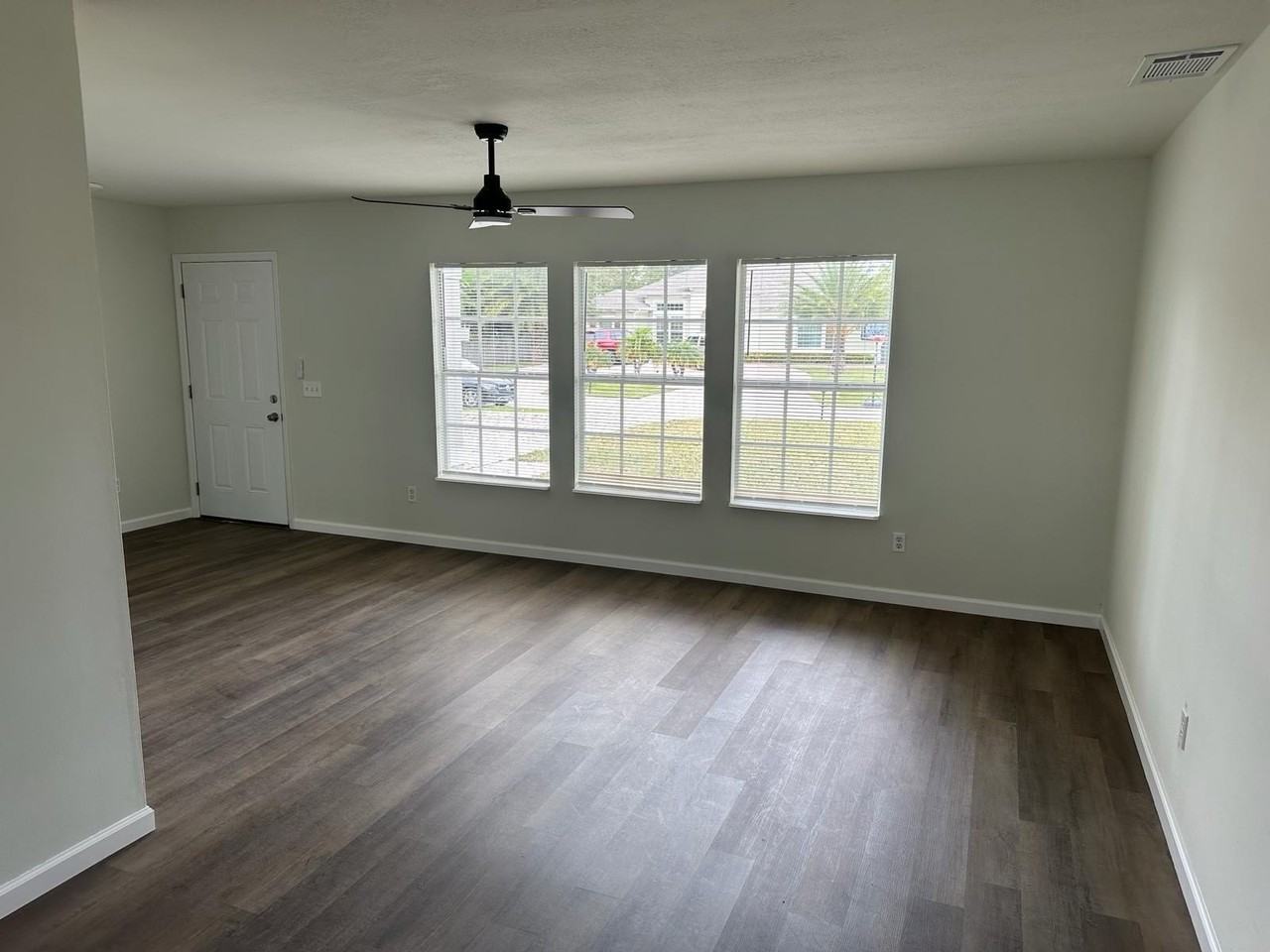 2150 Sw Biella Ave - Photo 5 of 21
