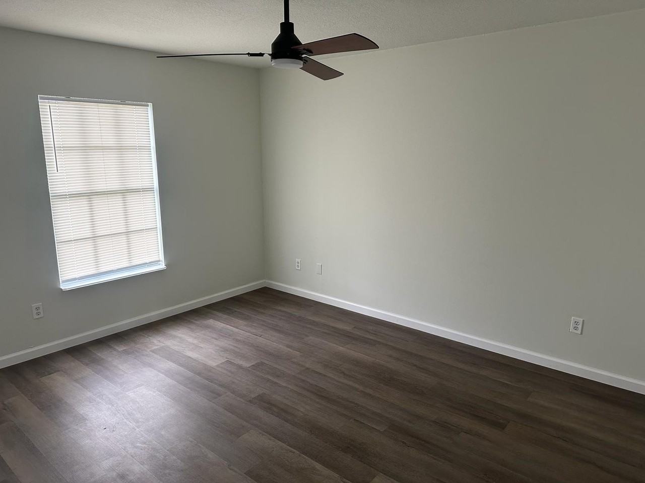 2150 Sw Biella Ave - Photo 6 of 21
