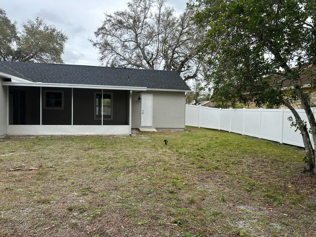 2150 Sw Biella Ave - Photo 7 of 21