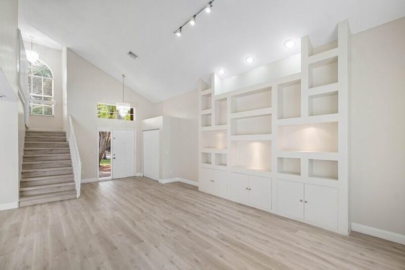10425 Buena Ventura Dr - Photo 2 of 24