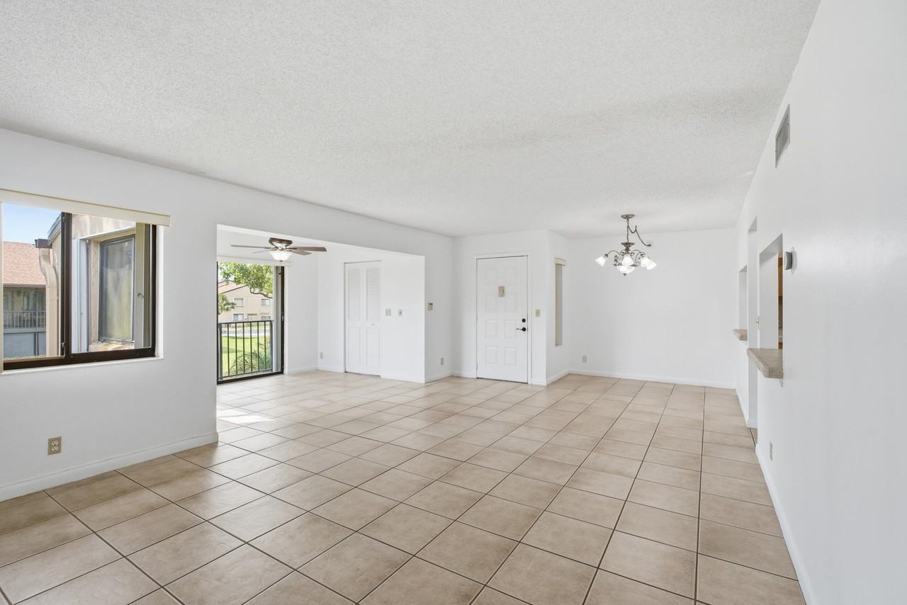 518 Shady Pine Way #B2 - Photo 4 of 29
