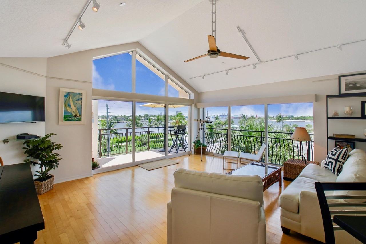 314 Inlet Way #303 - Photo 3 of 33