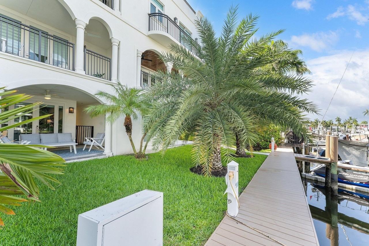 57 Isle Of Venice Dr #57 - Photo 4 of 50