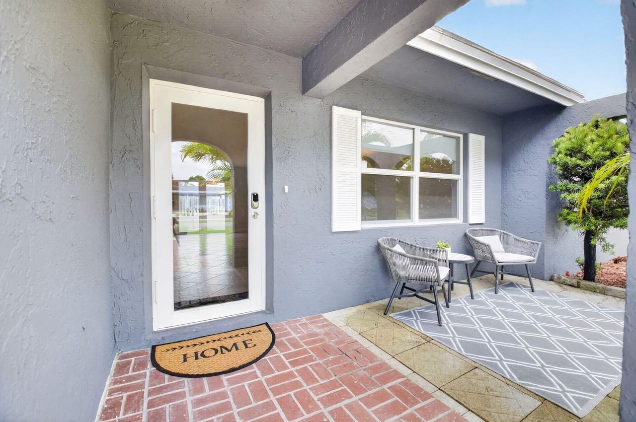 4599 Betelnut St - Photo 4 of 28