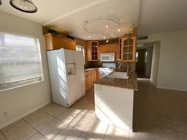 183 Andover H - Photo 3 of 13
