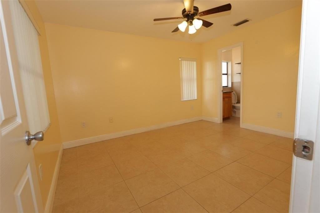 2987 Nw 110th Ave - Photo 6 of 18