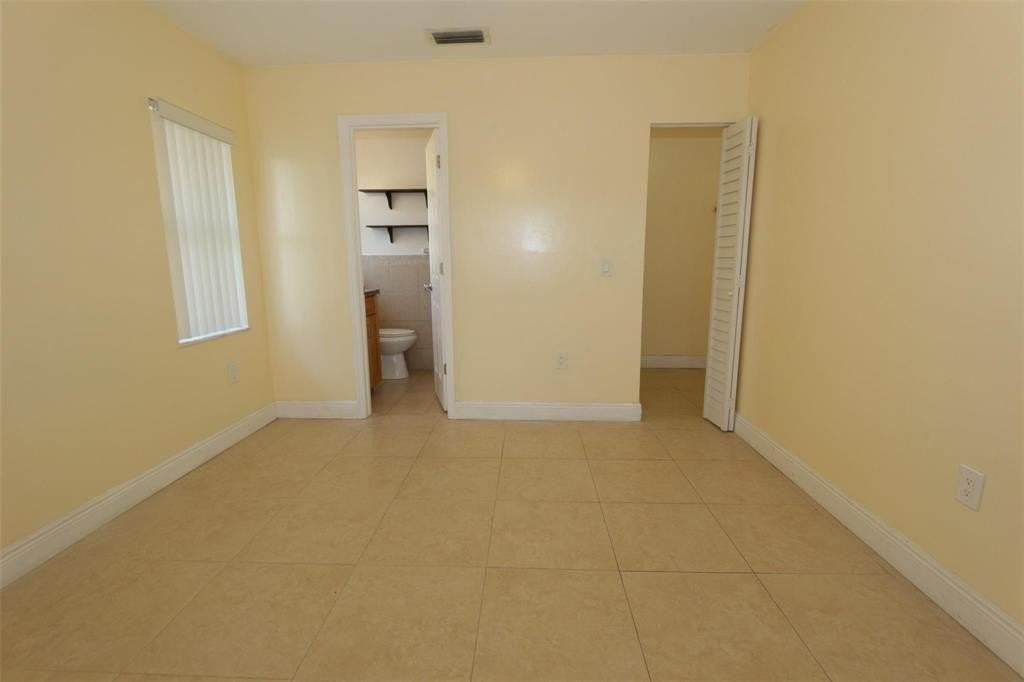 2987 Nw 110th Ave - Photo 7 of 18
