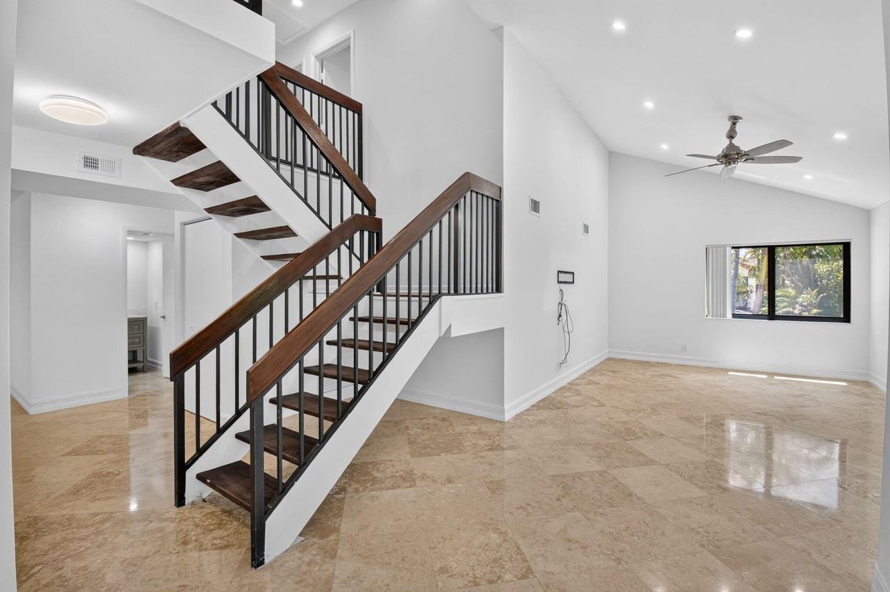 21661 Casa Monte Ct - Photo 3 of 30