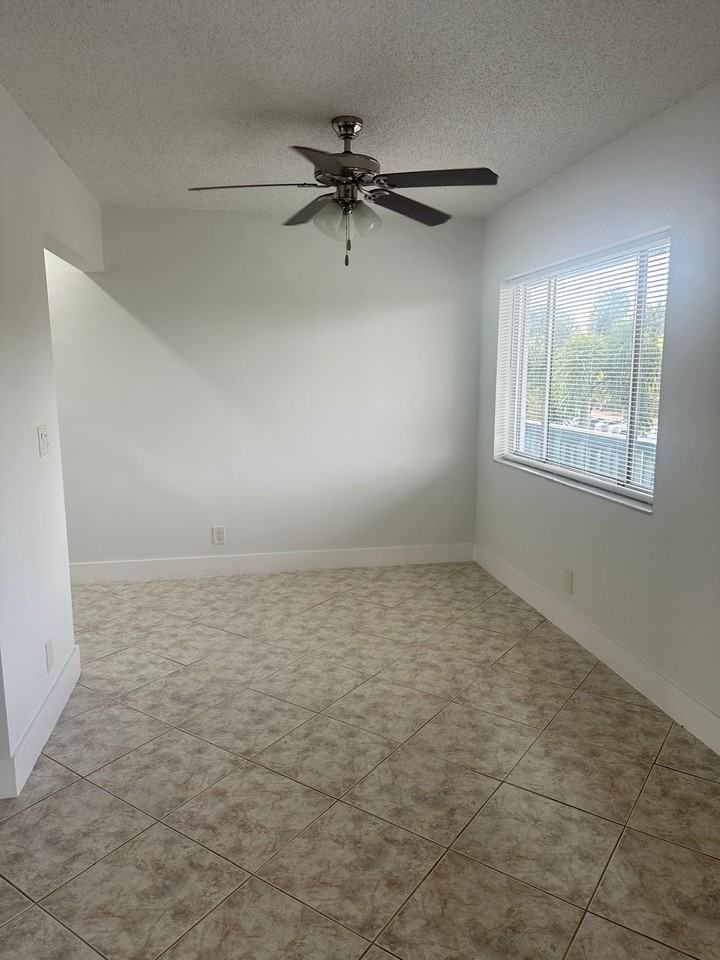 2100 Springdale Blvd #303 - Photo 7 of 41