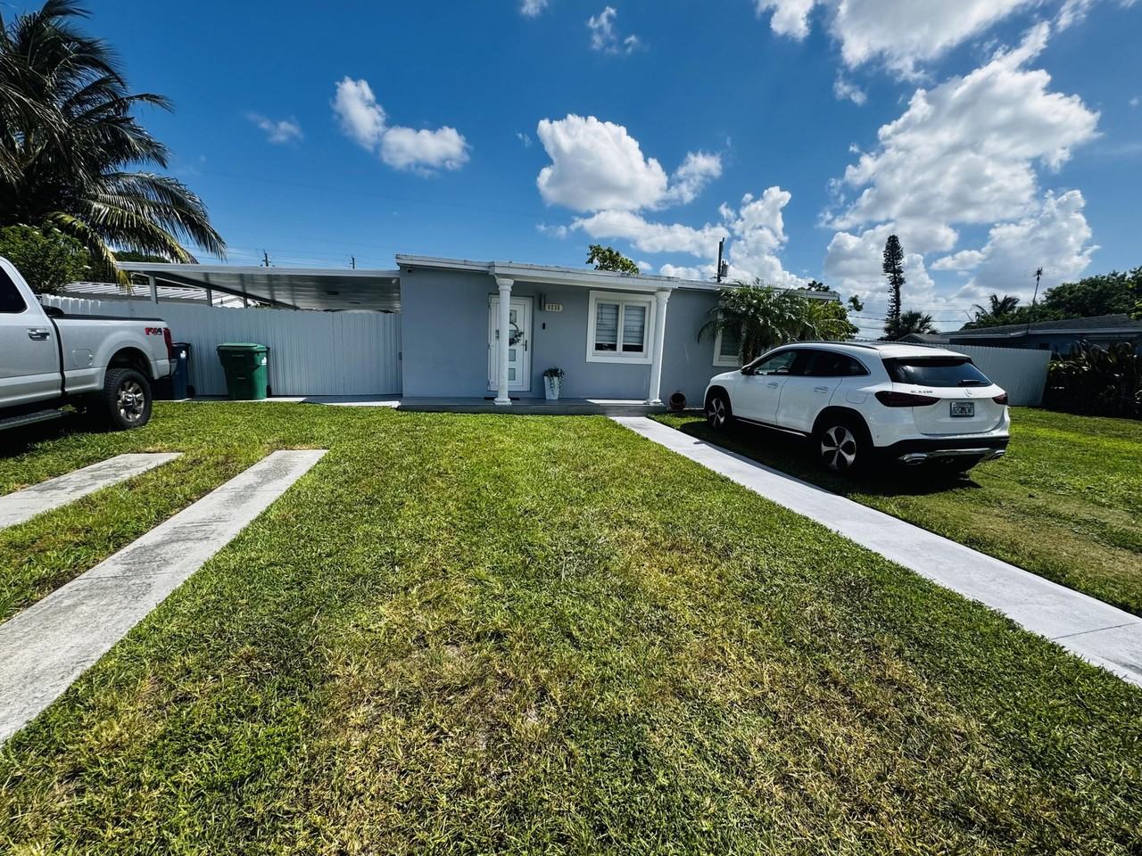 9235 Sw 41st St - Photo 3 of 50