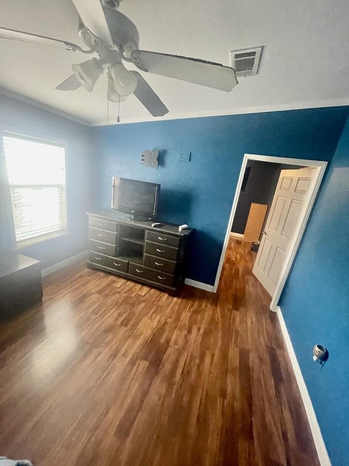 195 Plantation Blvd - Photo 4 of 10