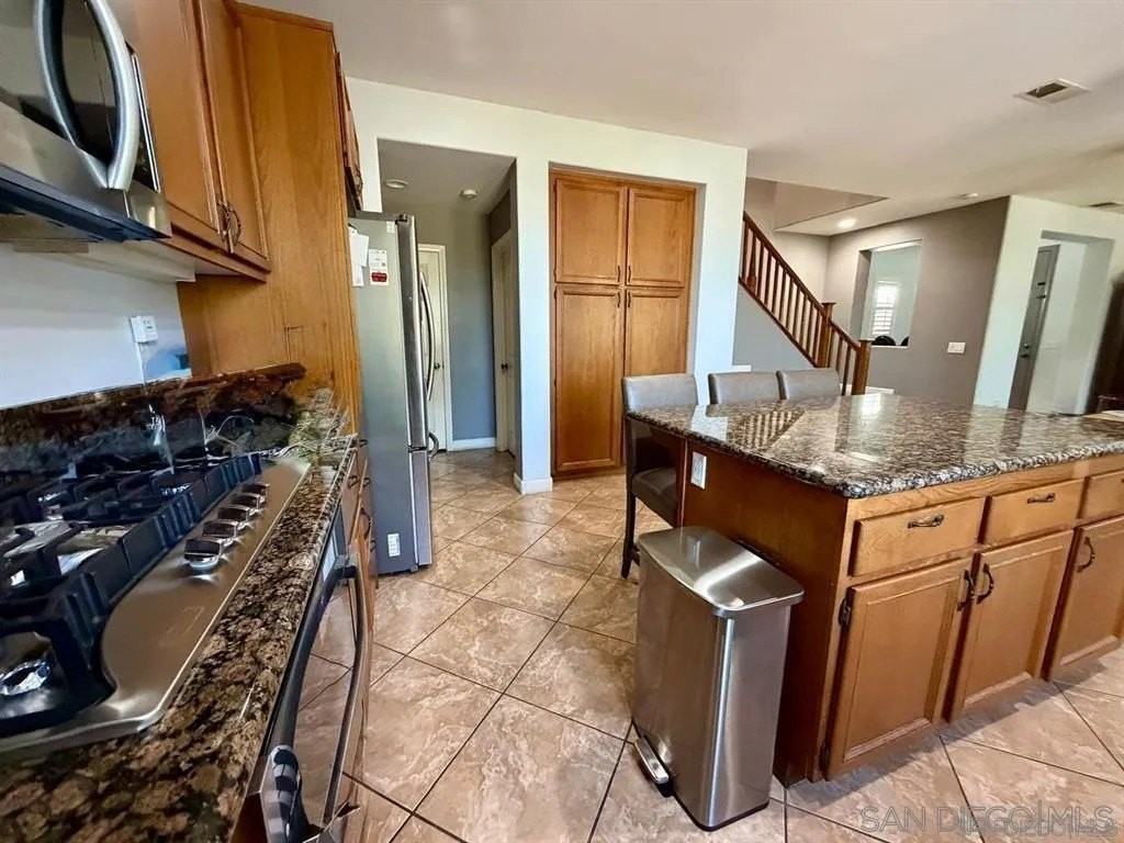 2297 Treetop Ln - Photo 7 of 27