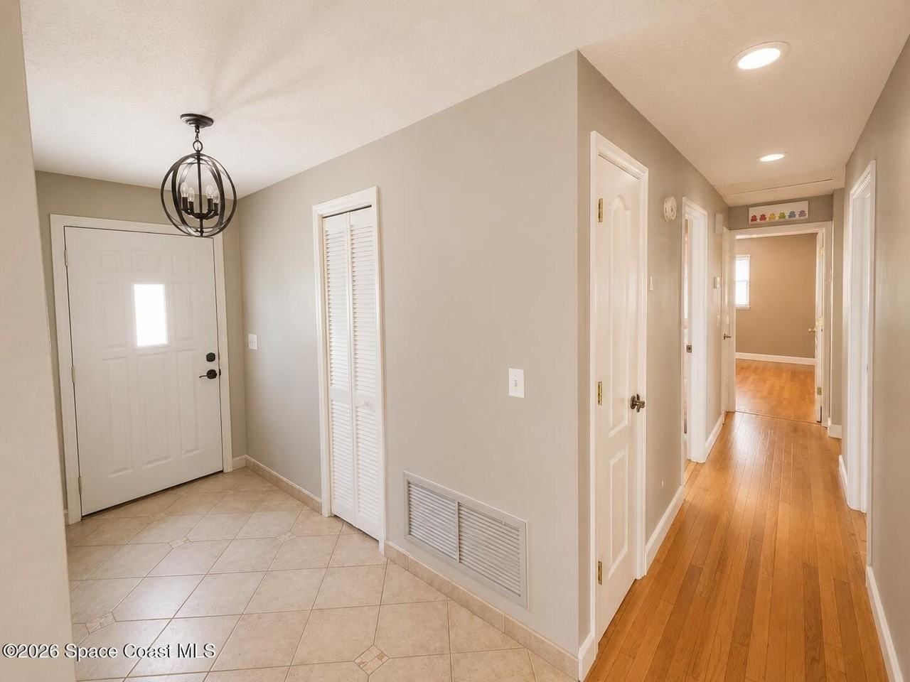 1440 Dorsal St - Photo 7 of 36