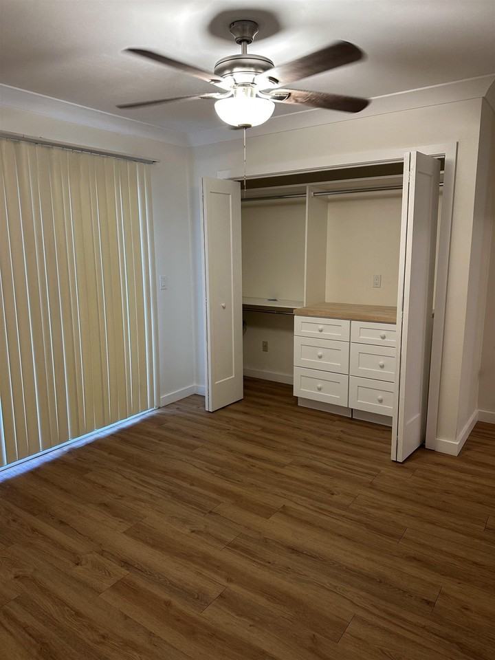 4436 Stratfordshire Ct - Photo 6 of 12