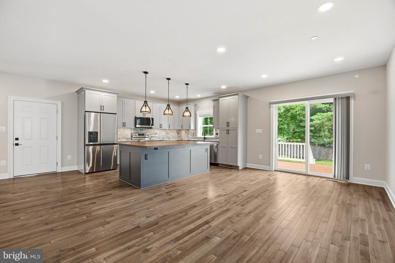 474 Brightwood Rd - Photo 5 of 41