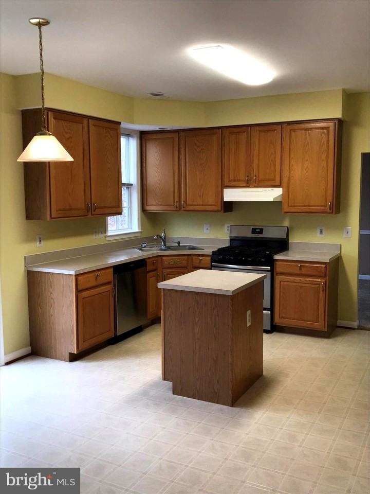 2589 Merganser Ct - Photo 5 of 15