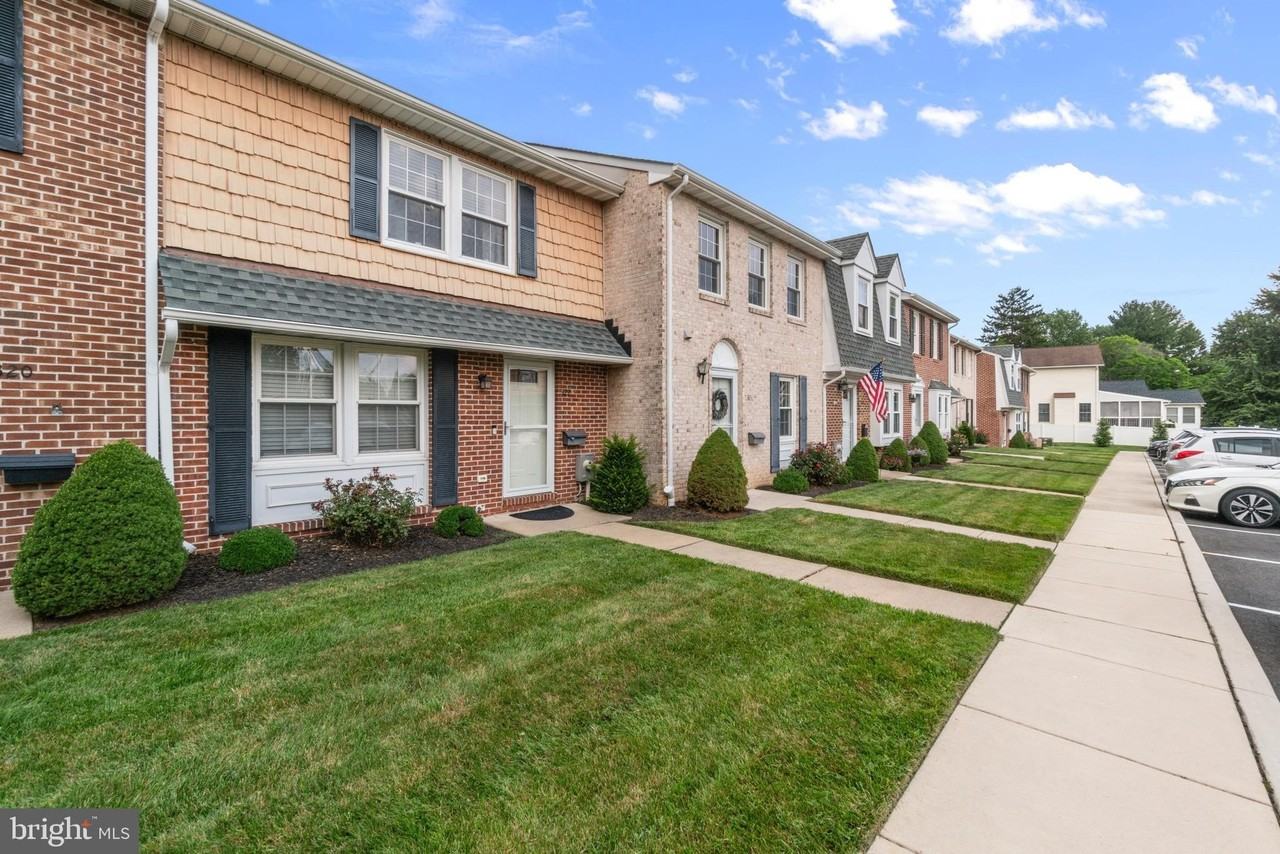 322 Harlan Sq #A2 - Photo 2 of 36