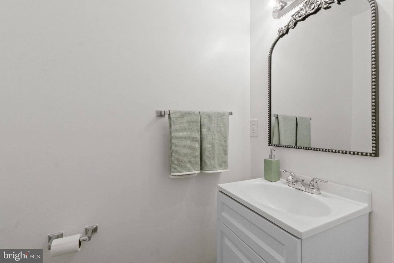 322 Harlan Sq #A2 - Photo 6 of 36