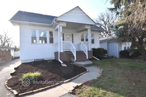 featured image of 600 W 3rd St