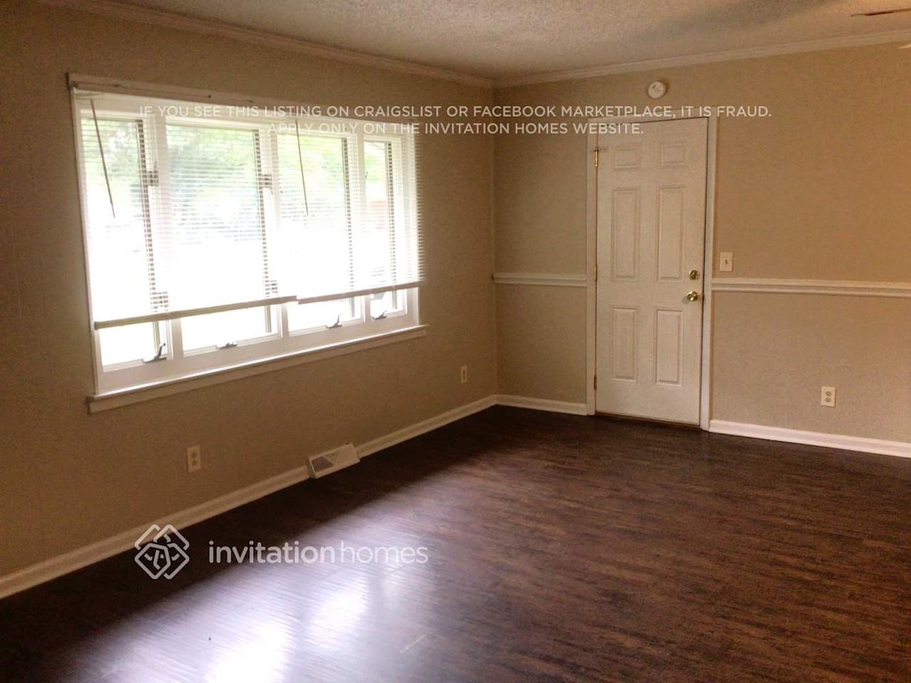 2010 Stonyford Pl - Photo 3 of 11