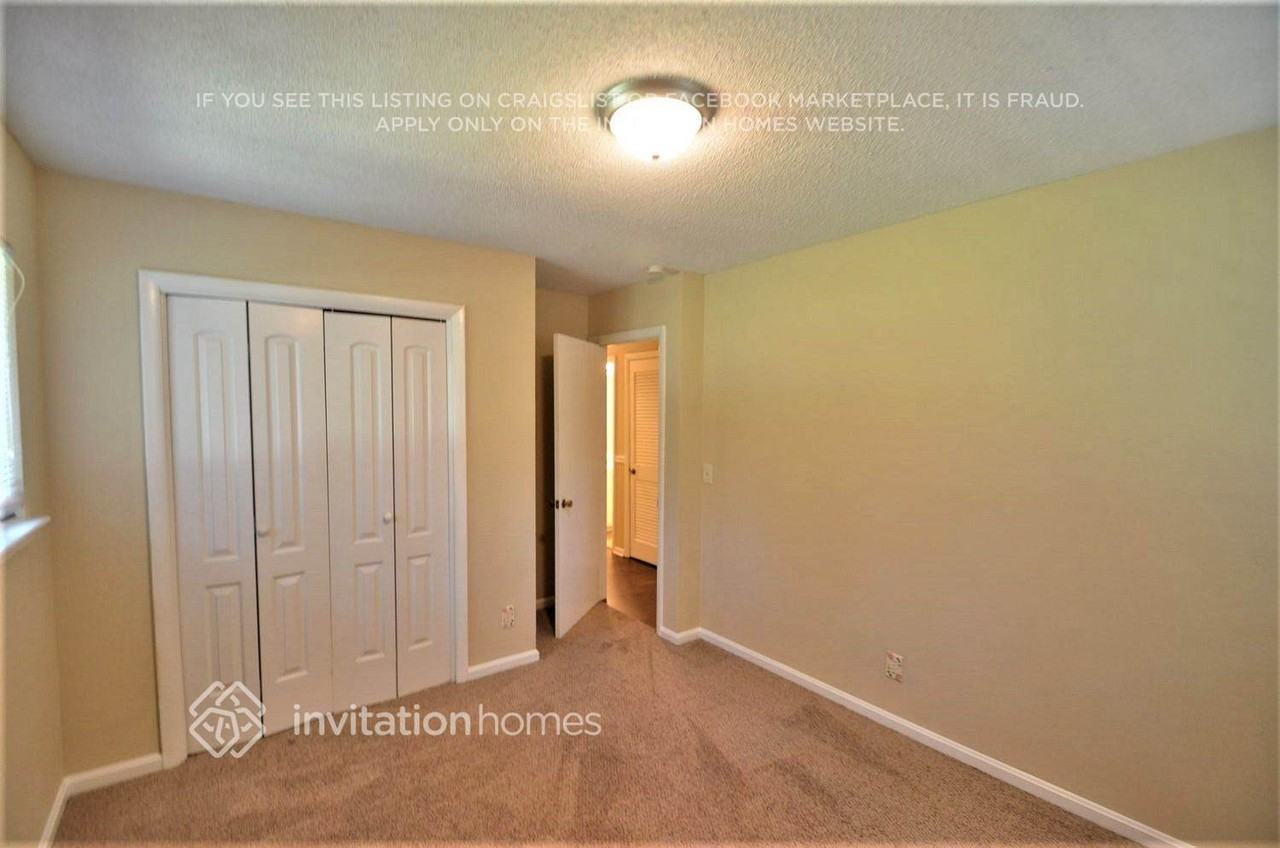 2010 Stonyford Pl - Photo 7 of 11
