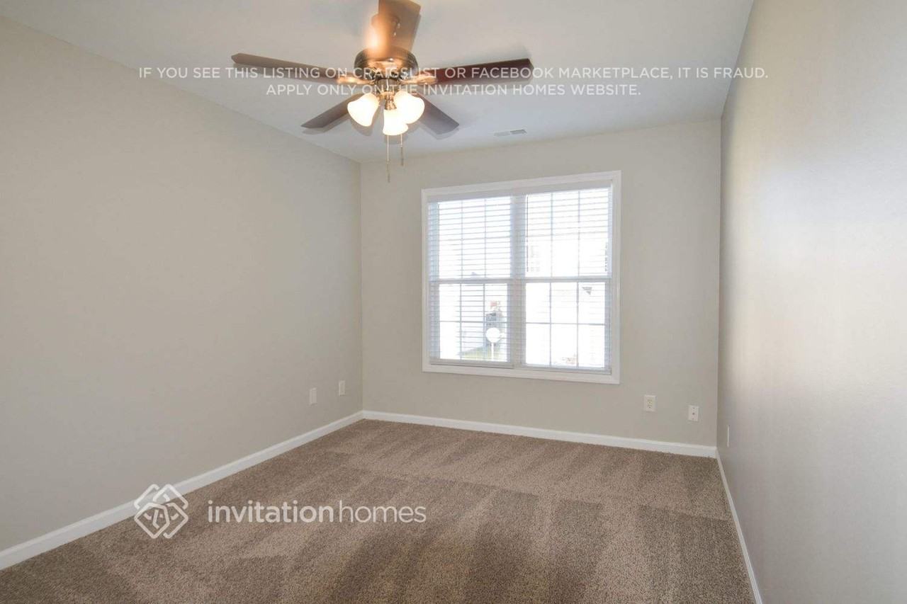 1929 Red Quartz Dr - Photo 6 of 12