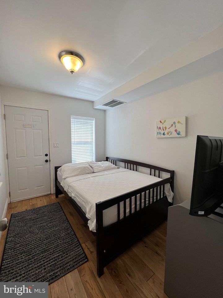 431 N Union St - Photo 2 of 24