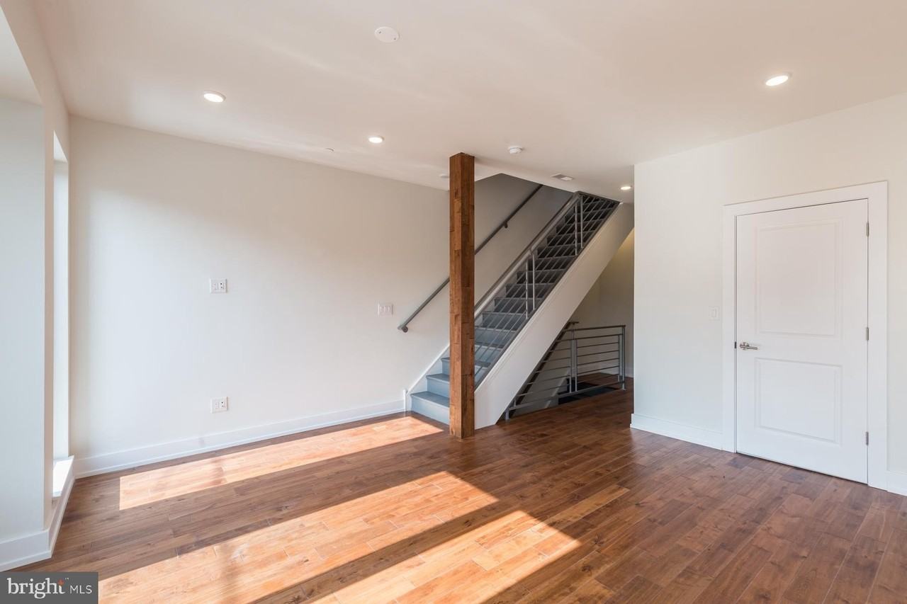 812 N Burns St #2 - Photo 4 of 23