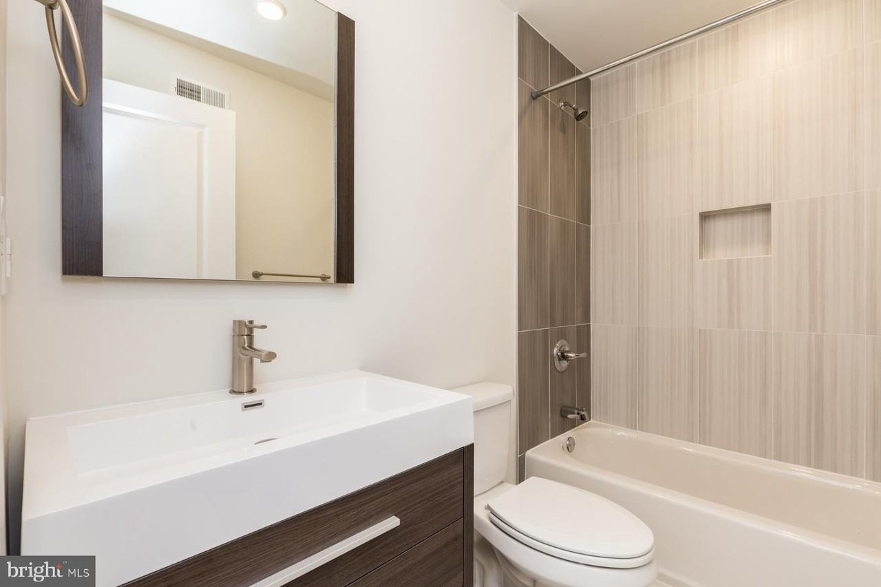 812 N Burns St #2 - Photo 6 of 23