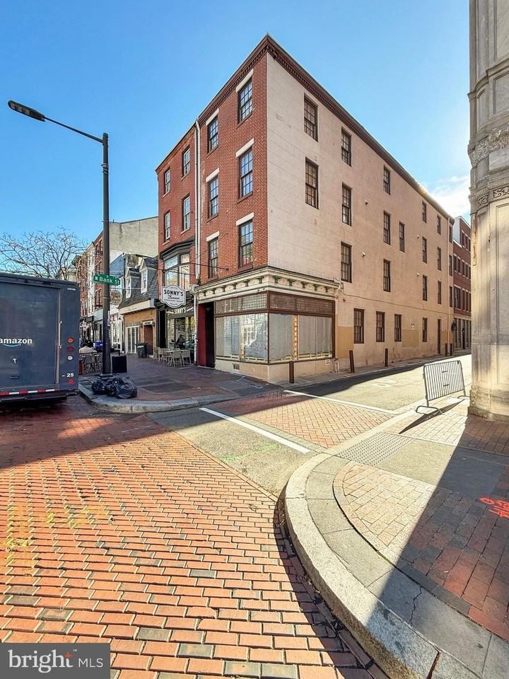 230 Market St #3 - Photo 2 of 10
