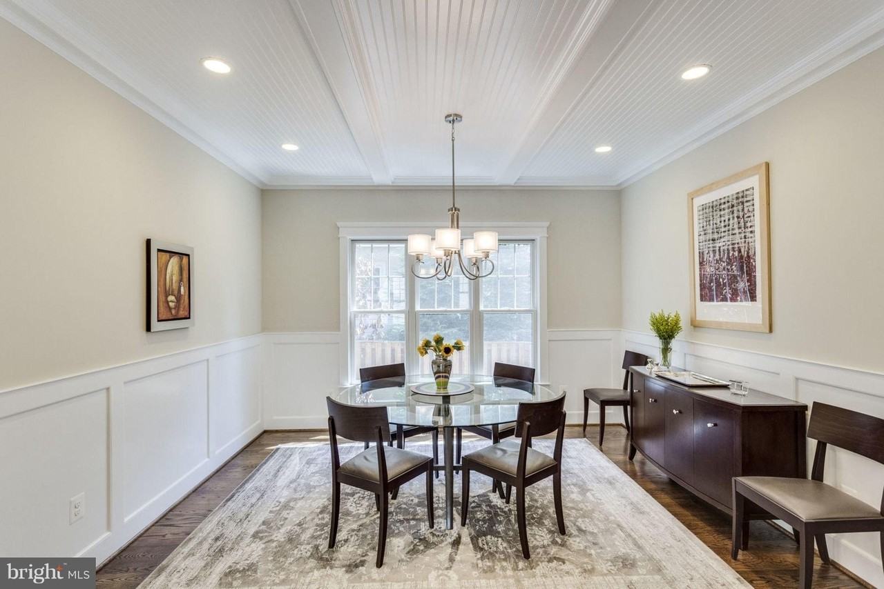 312 Pine St - Photo 5 of 30
