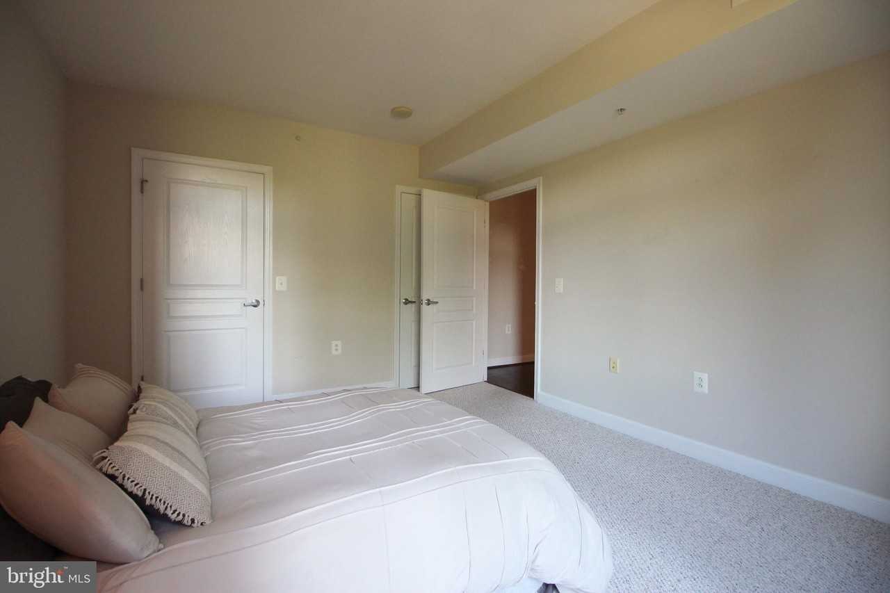2451 Midtown Ave #305 - Photo 2 of 22