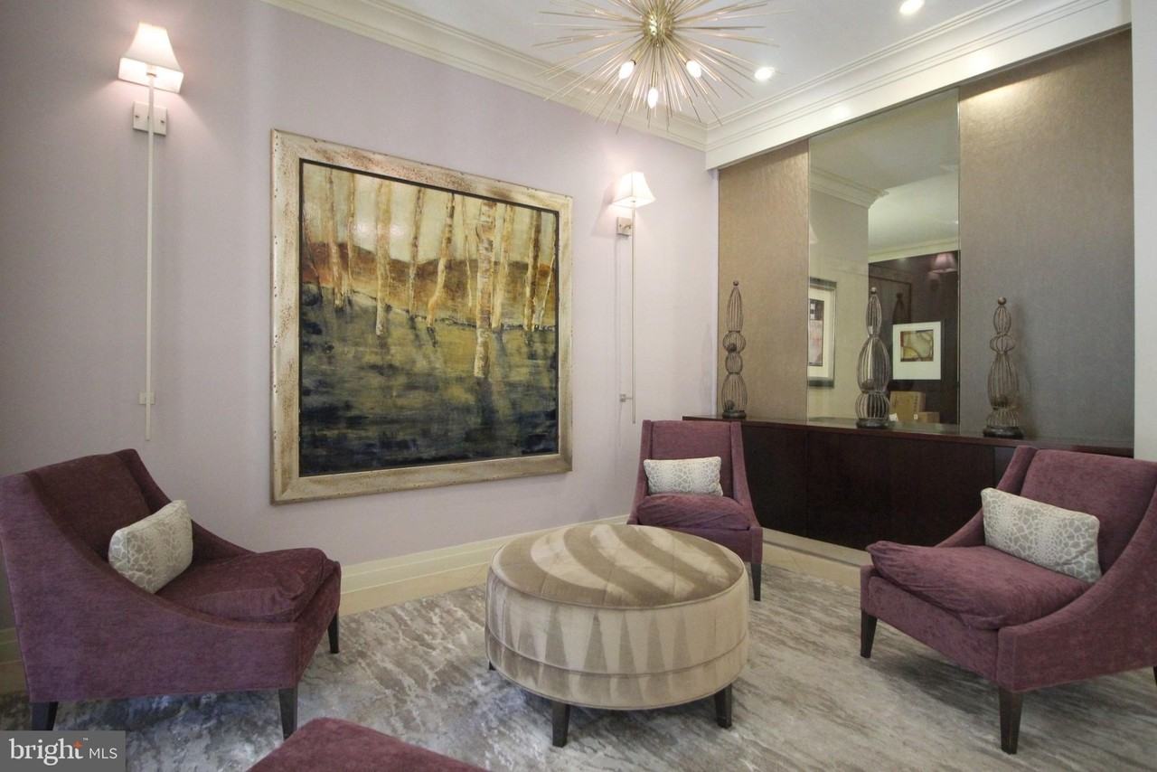 2451 Midtown Ave #305 - Photo 5 of 22
