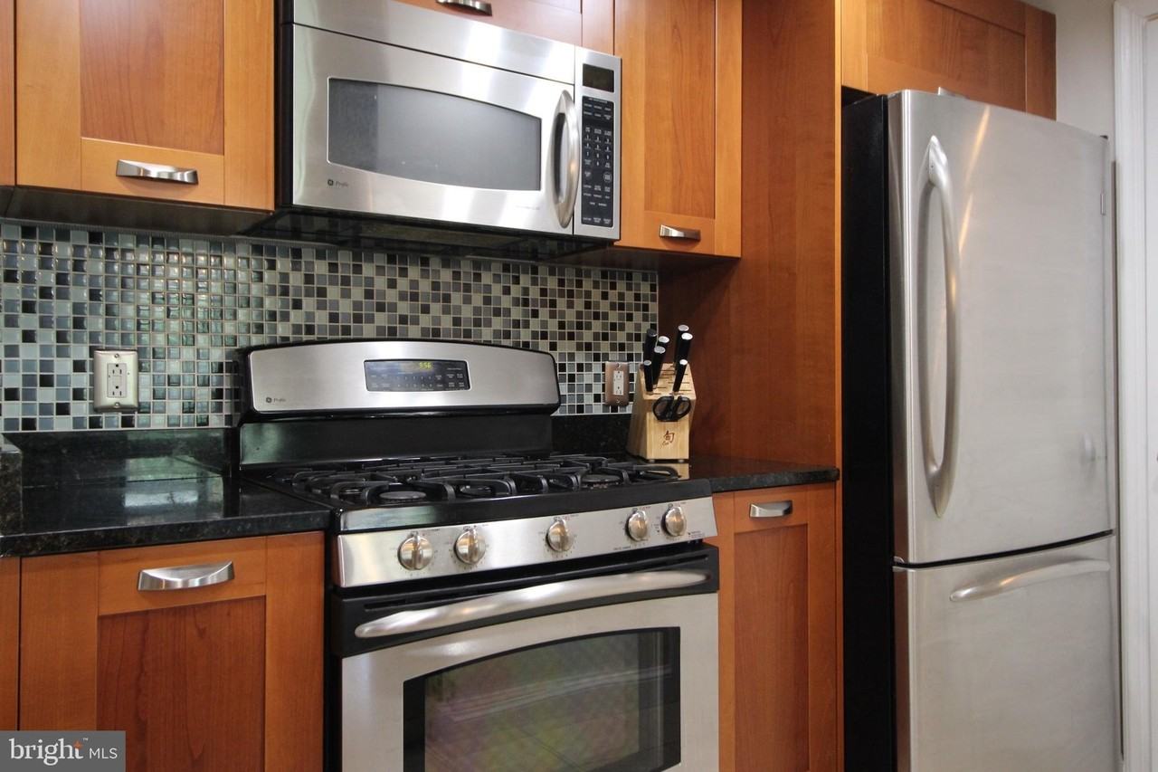 2451 Midtown Ave #305 - Photo 7 of 22