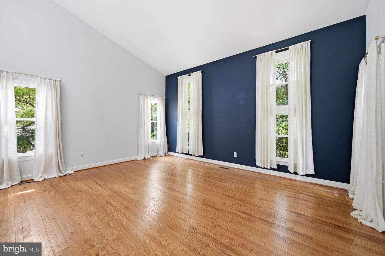 5610 Cavalier Woods Ln - Photo 6 of 50
