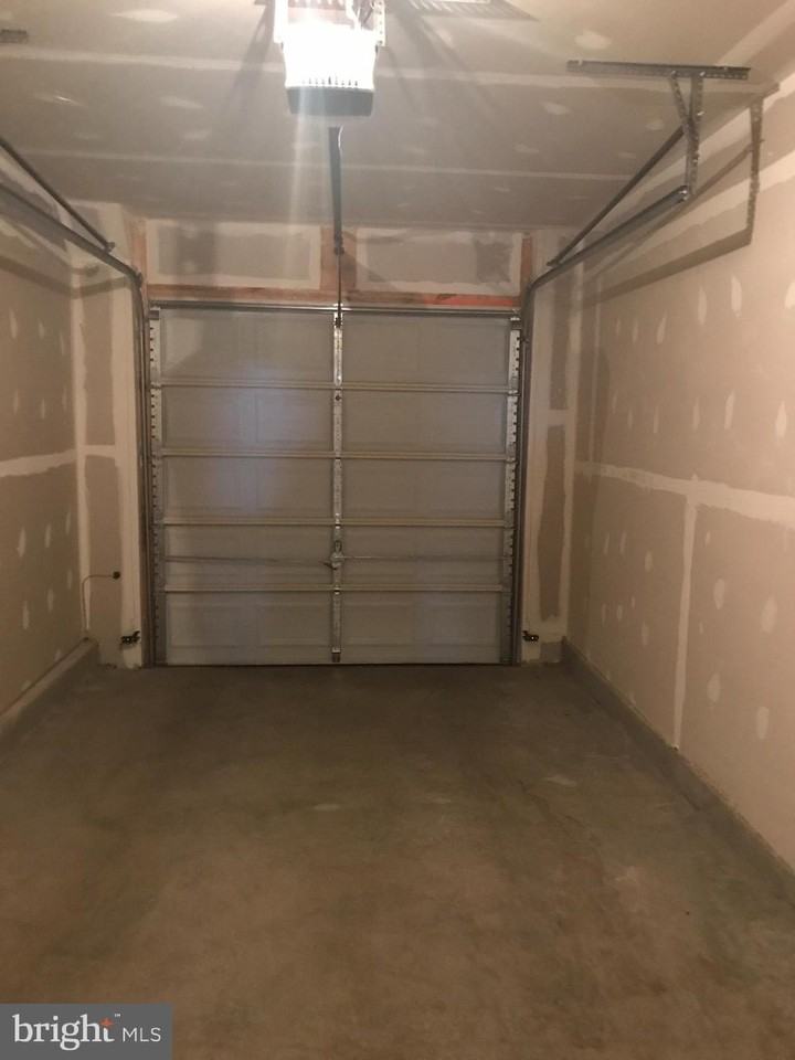 24598 Johnson Oak Ter - Photo 4 of 27