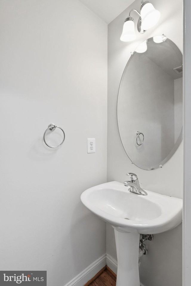 8727 Chorley Way - Photo 7 of 29
