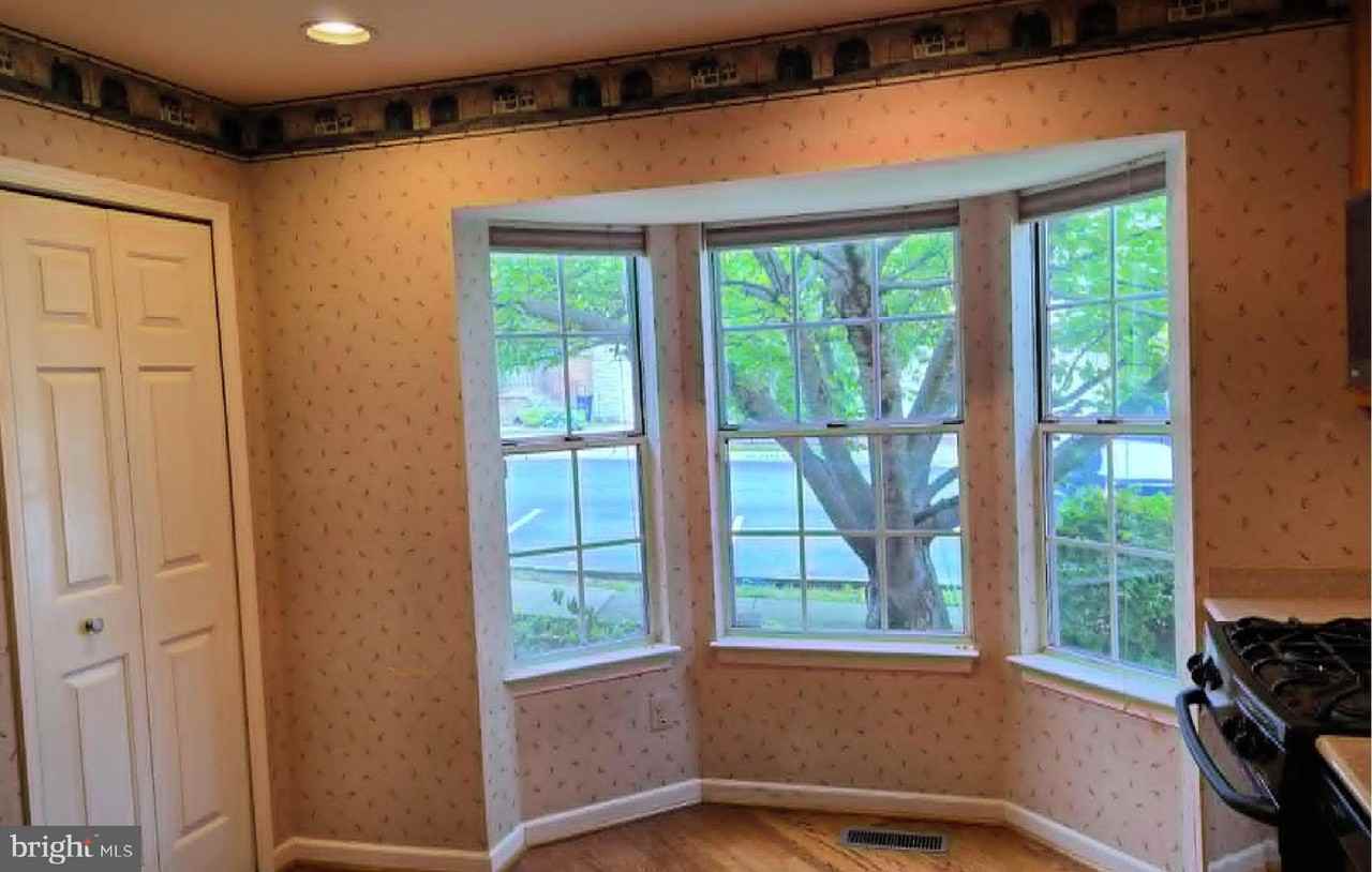 16853 Capon Tree Ln - Photo 4 of 31