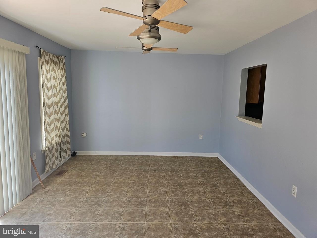 46 Desert Rose Way - Photo 5 of 26