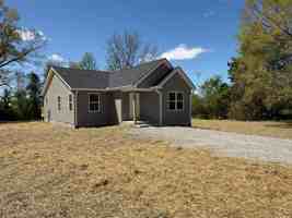 featured image of 949 Indian Hills Rd