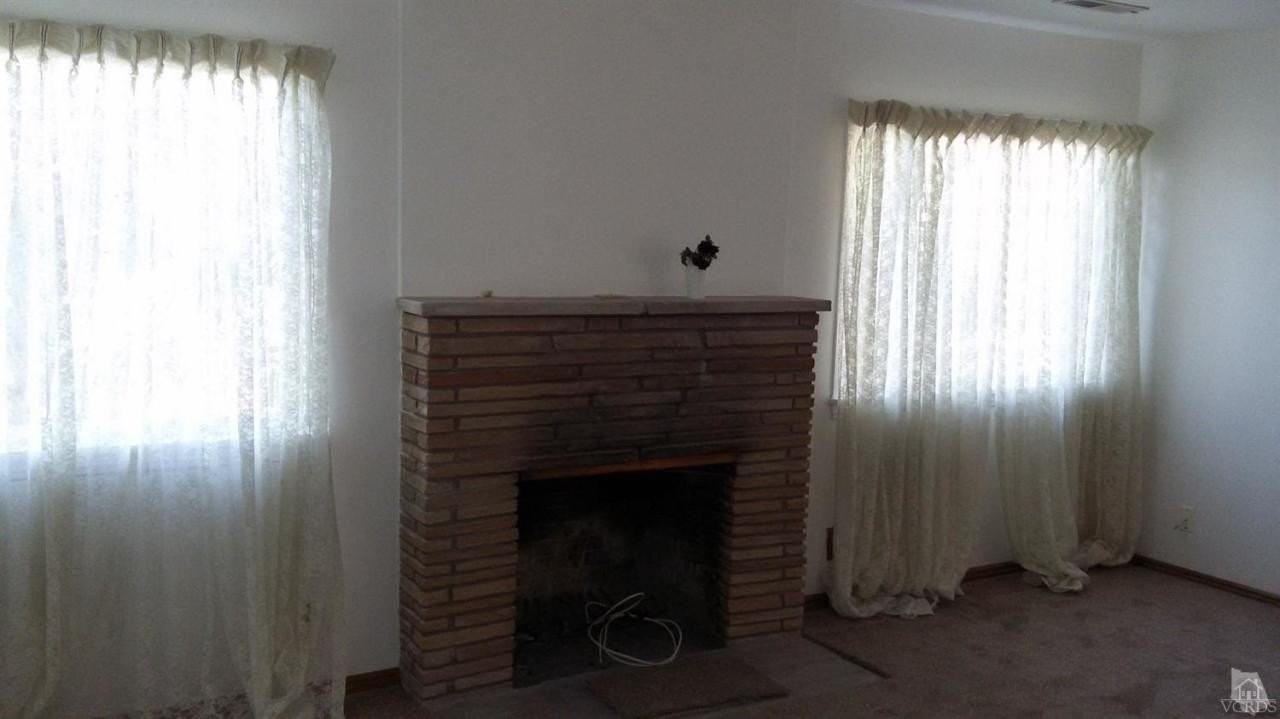 250 Lucada St - Photo 2 of 11