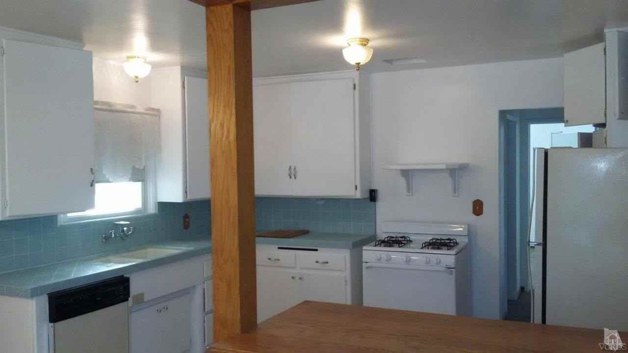 250 Lucada St - Photo 5 of 11