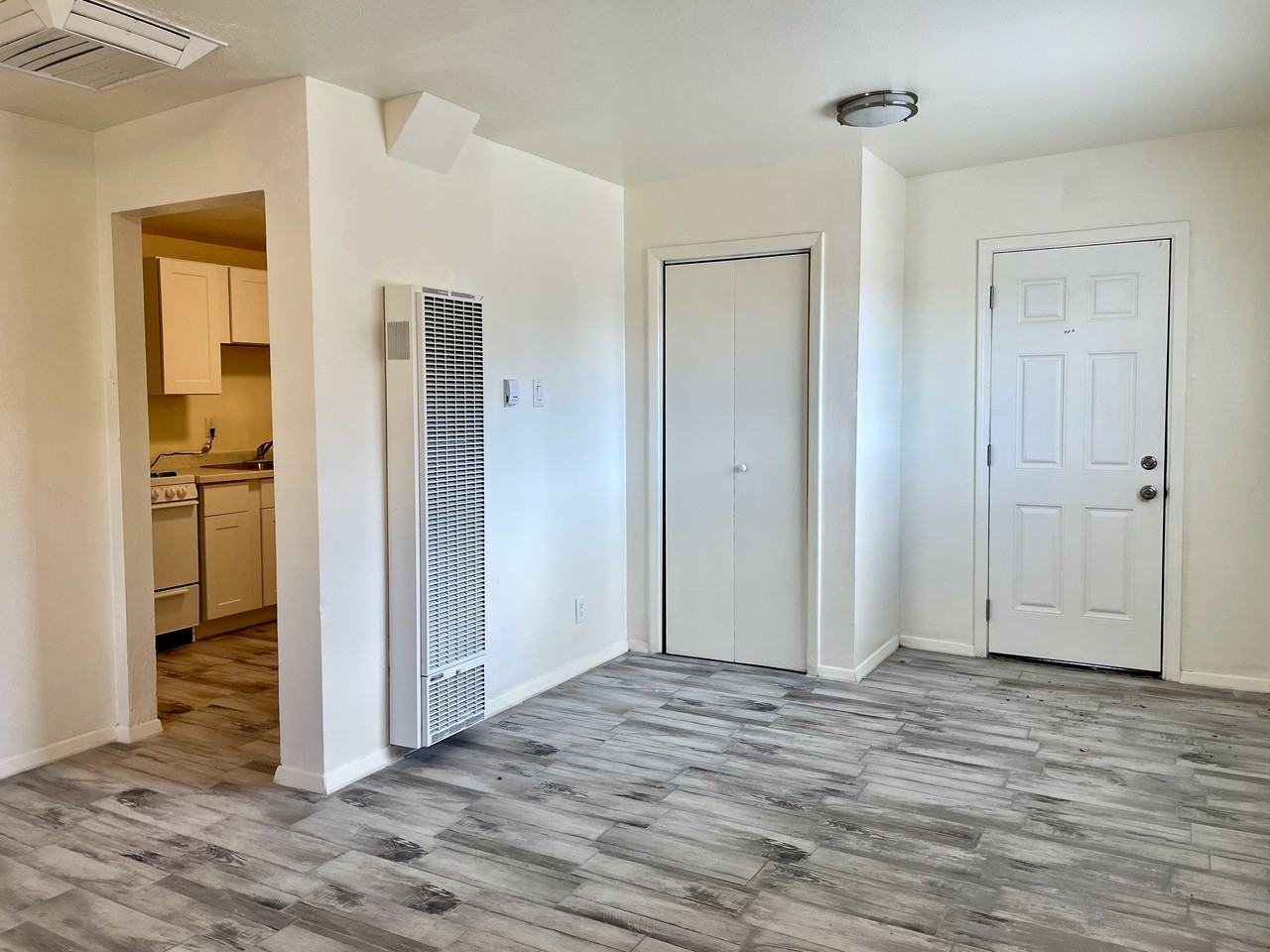 4301 Mesa Grande Pl SEUnit A #A - Photo 2 of 13