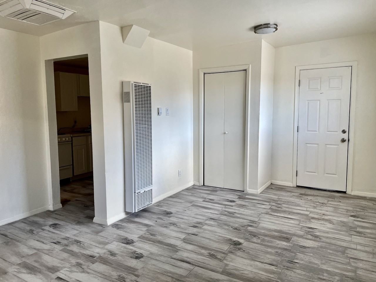 4301 Mesa Grande Pl SEUnit A #A - Photo 7 of 13