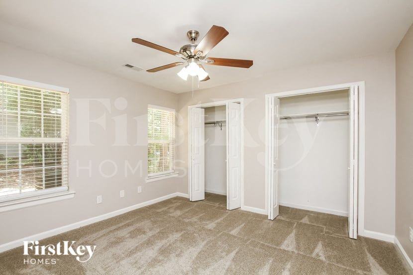 128 Lismark Dr - Photo 7 of 15