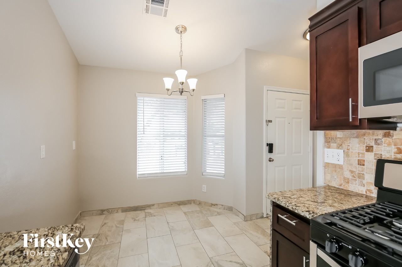 4217 Karma Dr - Photo 6 of 15