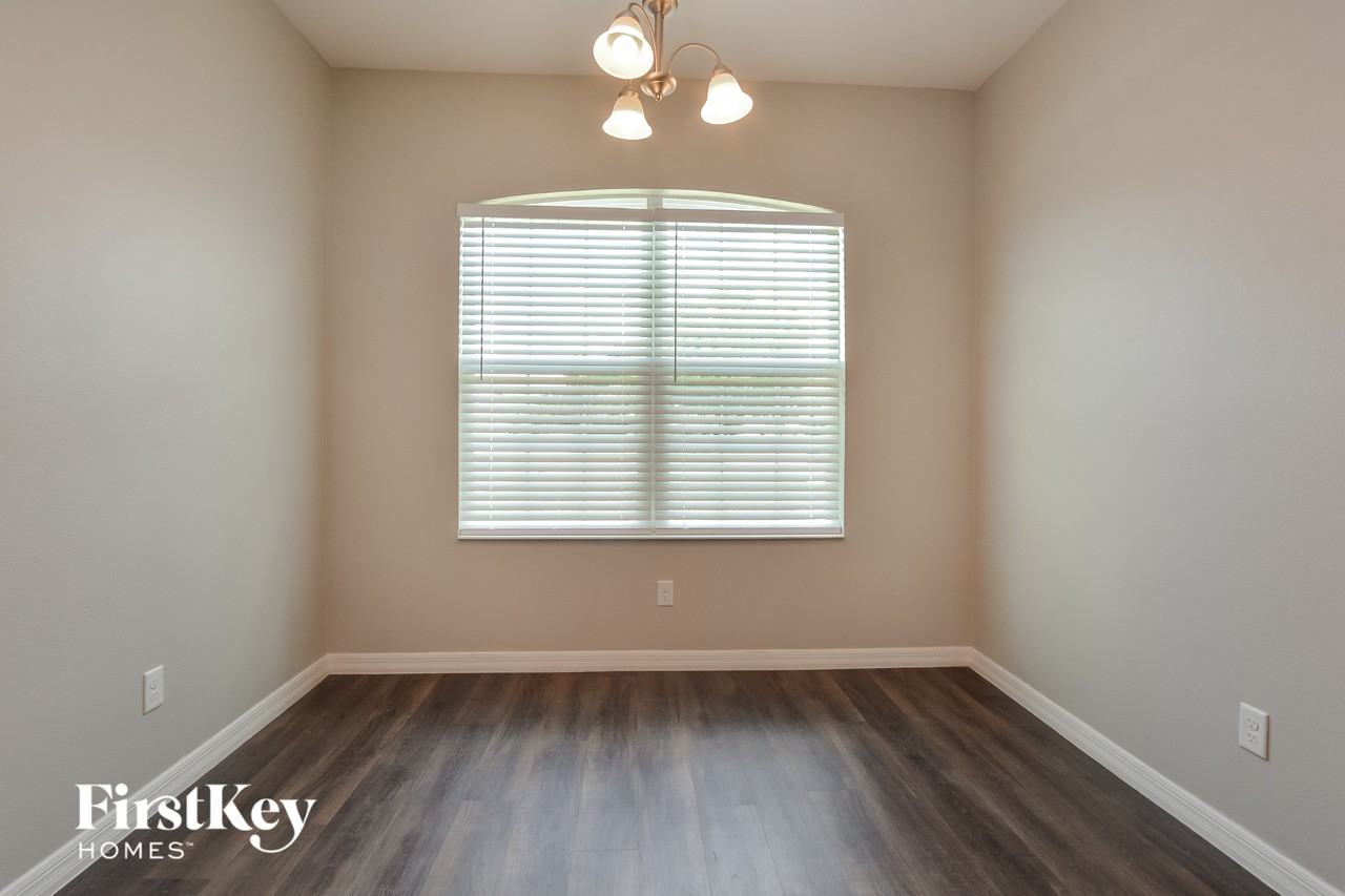 13140 Laurel Crest Ct - Photo 5 of 15
