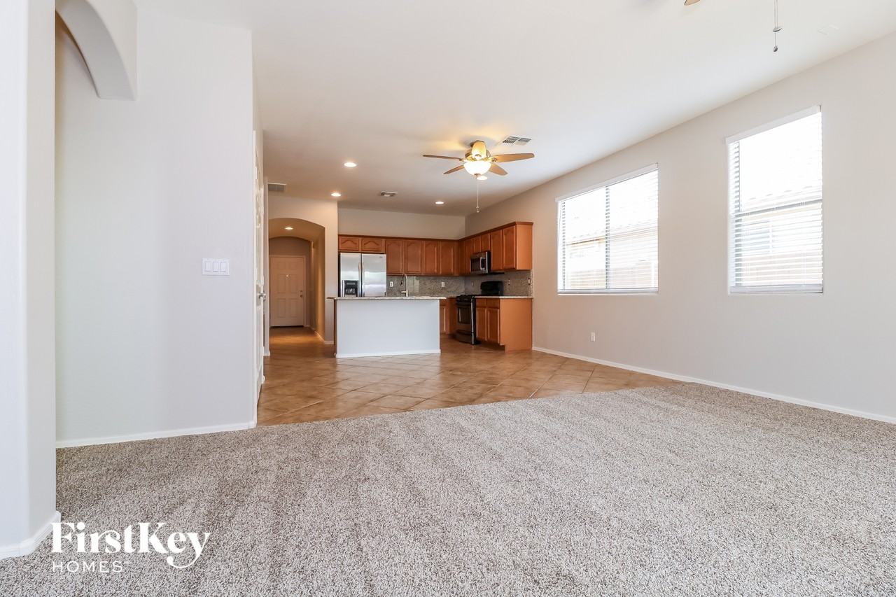 17362 N 170th Ln - Photo 5 of 15