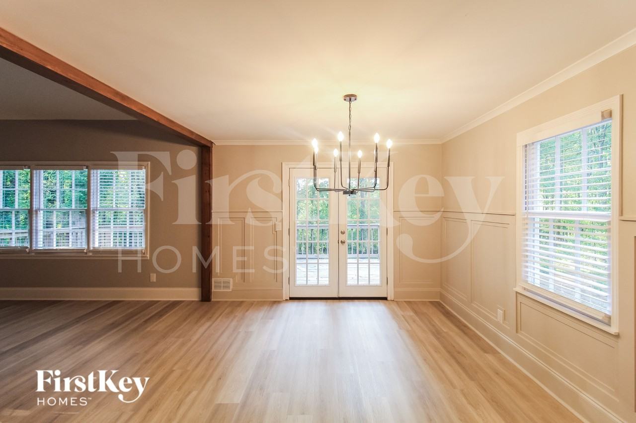 4272 Jade Trl - Photo 4 of 16