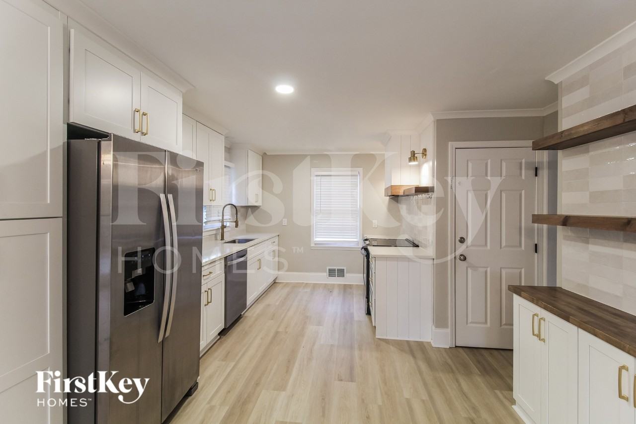 4272 Jade Trl - Photo 5 of 16